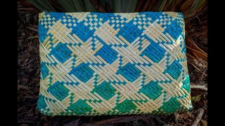 Kete Whakairo NZ Flax  Phormium Tutorial  Part One [upl. by Brigham583]