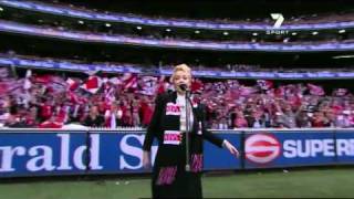 St Kilda theme song  Paris Wells AFL Grand Final 2010 [upl. by Oirretno777]