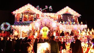 8 BEST CHRISTMAS HOUSE LIGHTS  Localish [upl. by Wanyen]