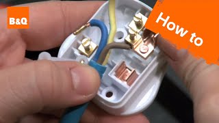 How to change a plug amp fuse [upl. by Einalam]