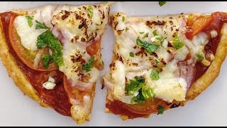 Pizza Casera Sin levadura en 5 minutos con 4 ingredientes [upl. by Aicenaj]