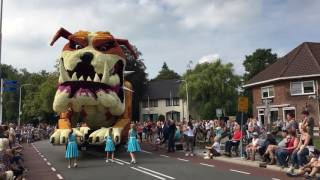 Bloemencorso Lichtenvoorde 2016 De Lummels  Brutus [upl. by Fernandes]