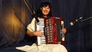 Wieslawa Dudkowiak  Accordion  quotMedley  Various  Folk Melodyquot [upl. by Damal553]