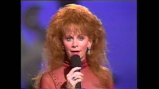 Does he love you  Reba McEntire amp Linda Davis live 1993 [upl. by Treulich534]