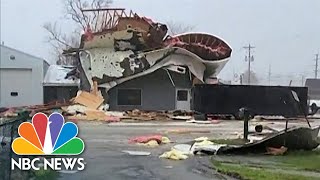 Videos show tornadic winds in Illinois possible tornado in Iowa [upl. by Sverre]