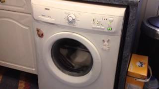 My zanussi washing machine on 1600 spin [upl. by Yengac]