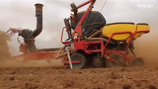 Avis sur le semoir rapide Vaderstad Tempo F8 au maïs [upl. by Arde]