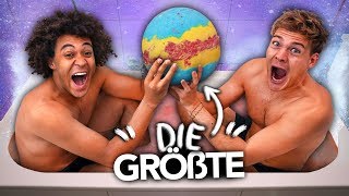 DIE GRÖßTE BADEBOMBE DER WELT  Joeys Jungle [upl. by Nerraf5]