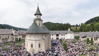 LIVE Slujba privegherii la praznicul Adormirii Maicii Domnului 2020 [upl. by Adran300]