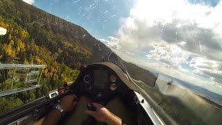 Glider Enjoying 100 Mile Ridge Flight Over the Rocky Mountains [upl. by Atnima]