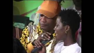 Koffi Olomide feat Cindy le coeur  Si si si live au fikin 2007 [upl. by Cristian]