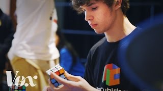 How a 15yearold solved a Rubiks Cube in 525 seconds [upl. by Assillim]