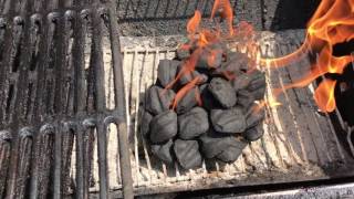 How to start a Charcoal Grill Quickly [upl. by Anavlis118]