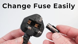 Quick Fix Replacing a Plug Fuse in the UK [upl. by Monteith368]