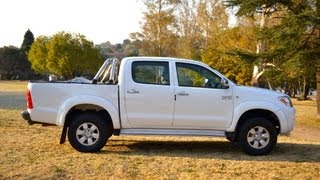 2005 Toyota Hilux 27 VVti  2549 For Sale [upl. by Adnert903]