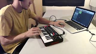 Looping with AKAI MPK Mini Play GarageBand [upl. by Eedrahs]