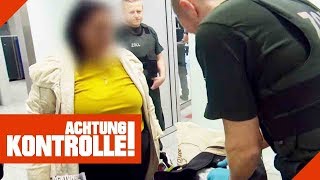 quotLeg das zurückquot Frau behindert Zollbeamte bei Kontrolle  Achtung Kontrolle  Kabel Eins [upl. by Darrel]