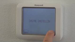 Fabrieksprogramma instellen Chronotherm Touch Modulation  Honeywell Home [upl. by Royal]