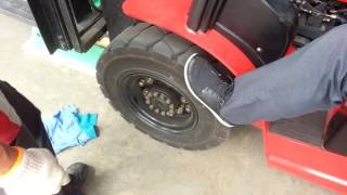 2T Forklift  brake problem [upl. by Anairol]