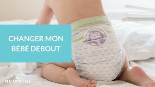 Changer mon bébé debout  La Maison des maternelles LMDM [upl. by Kamin]