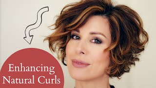 HOW TO STYLE LAYERED SHORT NATURAL CURLY HAIR  Dominique Sachse [upl. by Devinne]