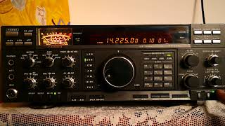 Yaesu FT 990 Superb High Frequency SSB Transceiver made by Yaesu [upl. by Anaila]