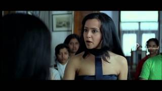 Snegithiye  Ishita shouts Jyothika [upl. by Errol]