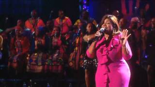 Gloria Gaynor performs quotI Will Survivequot at Mandela Day 2009 from Radio City Music Hall [upl. by Rollins]